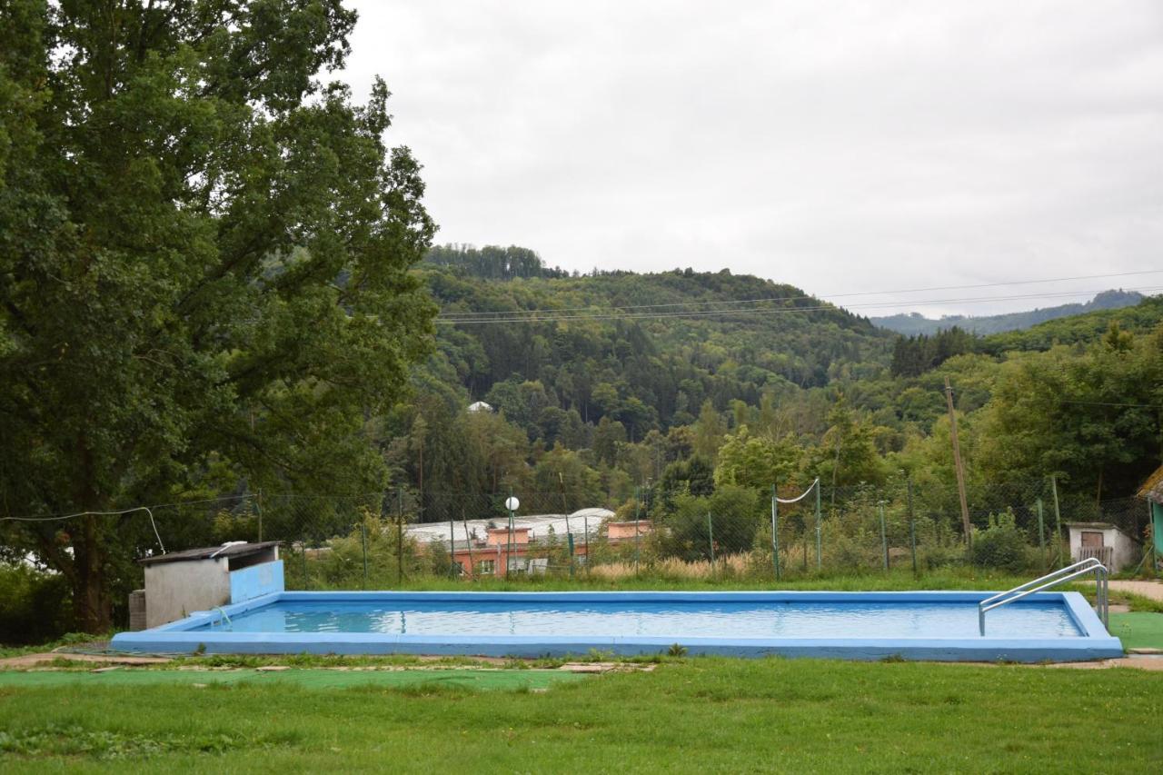 Hotel Areál Ontario Kyselka Kyselka  Esterno foto